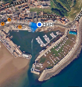 Herring Girl House - Harbourside property, sleeps 8